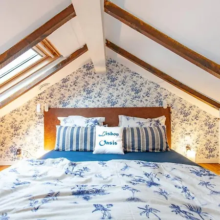 Апартаменты Alfama I, Eco-penthouse With View & French Balcony Лиссабон