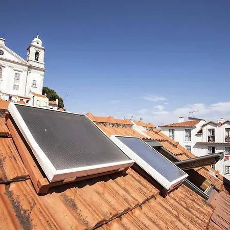 Alfama I, Eco-penthouse With View & French Balcony * Лиссабон