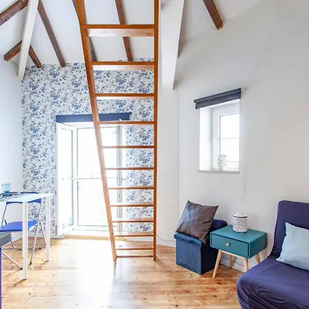 Alfama I, Eco-penthouse With View & French Balcony *