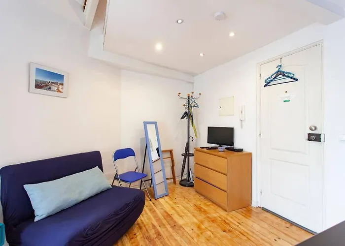 Alfama I, Eco-penthouse With View & French Balcony * Lisboa