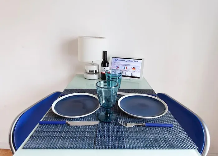 Alfama I, Eco-penthouse With View & French Balcony 公寓