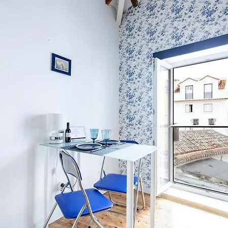 דירה Alfama I, Eco-penthouse With View & French Balcony *